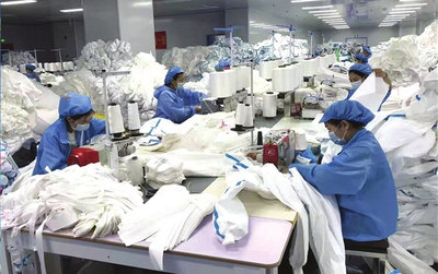 譽誠公司工人全力以赴趕訂單，市場推廣宣傳助力品牌騰飛